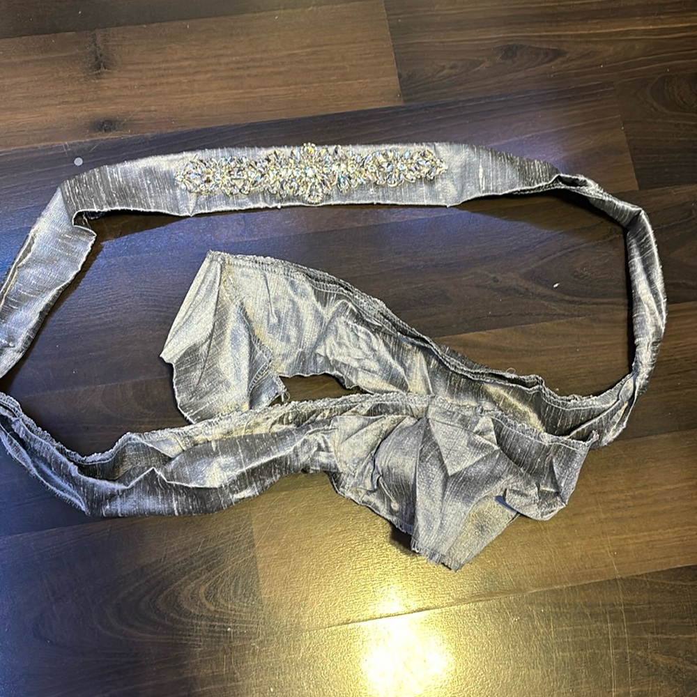 Grey sash with diamonds in middle